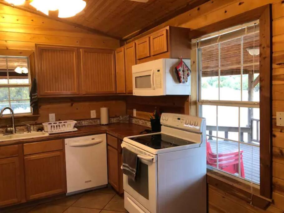 Cottonwood Creek Cabins - Alpine, Tx Exterior photo
