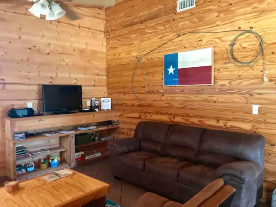 Cottonwood Creek Cabins - Alpine, Tx Exterior photo